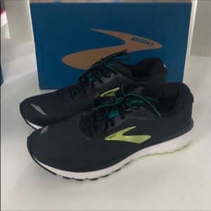 brooks adrenaline gts mens size 10
